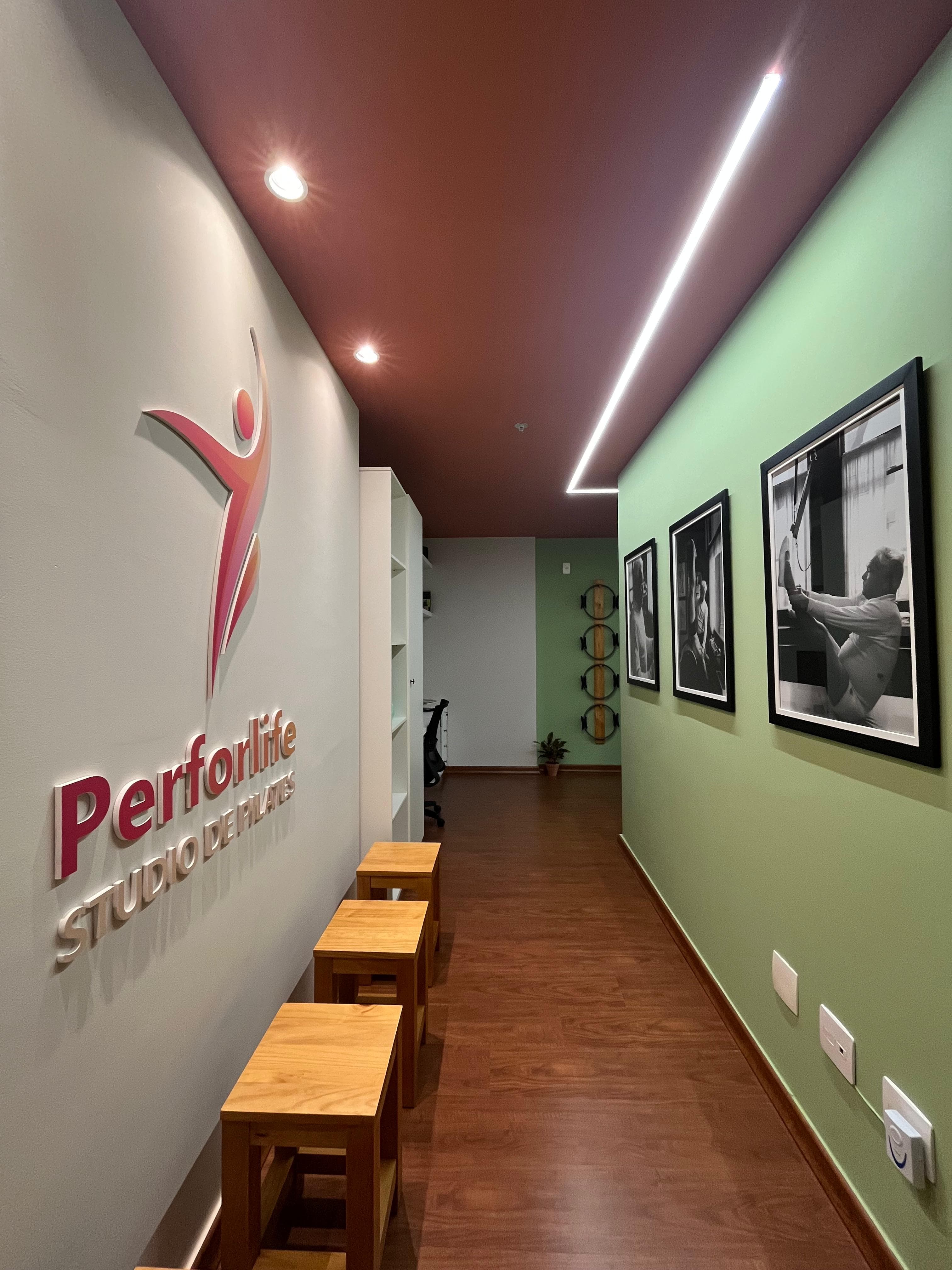 Turma reduzida com atenção personalizada na Perforlife Pilates